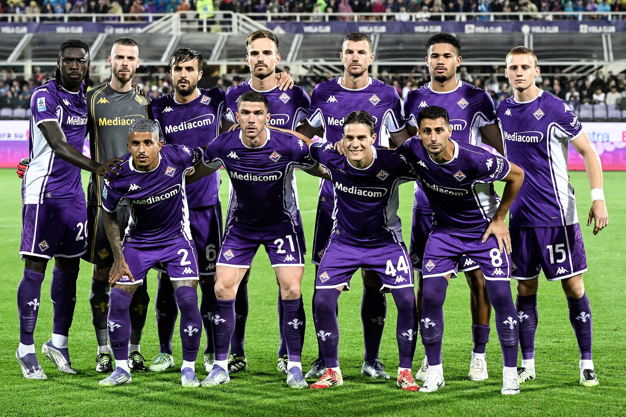 下载-紫百合公园停摆:众人齐聚缅怀罗科·科米索